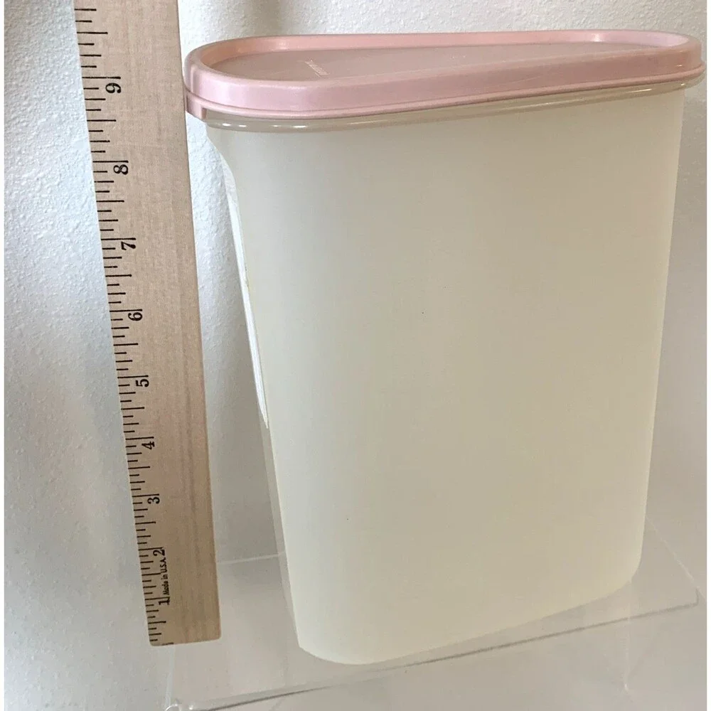 Tupperware Modular Mates Oval #4 Storage Container 9 3/4 Cups Pink LID 1990s